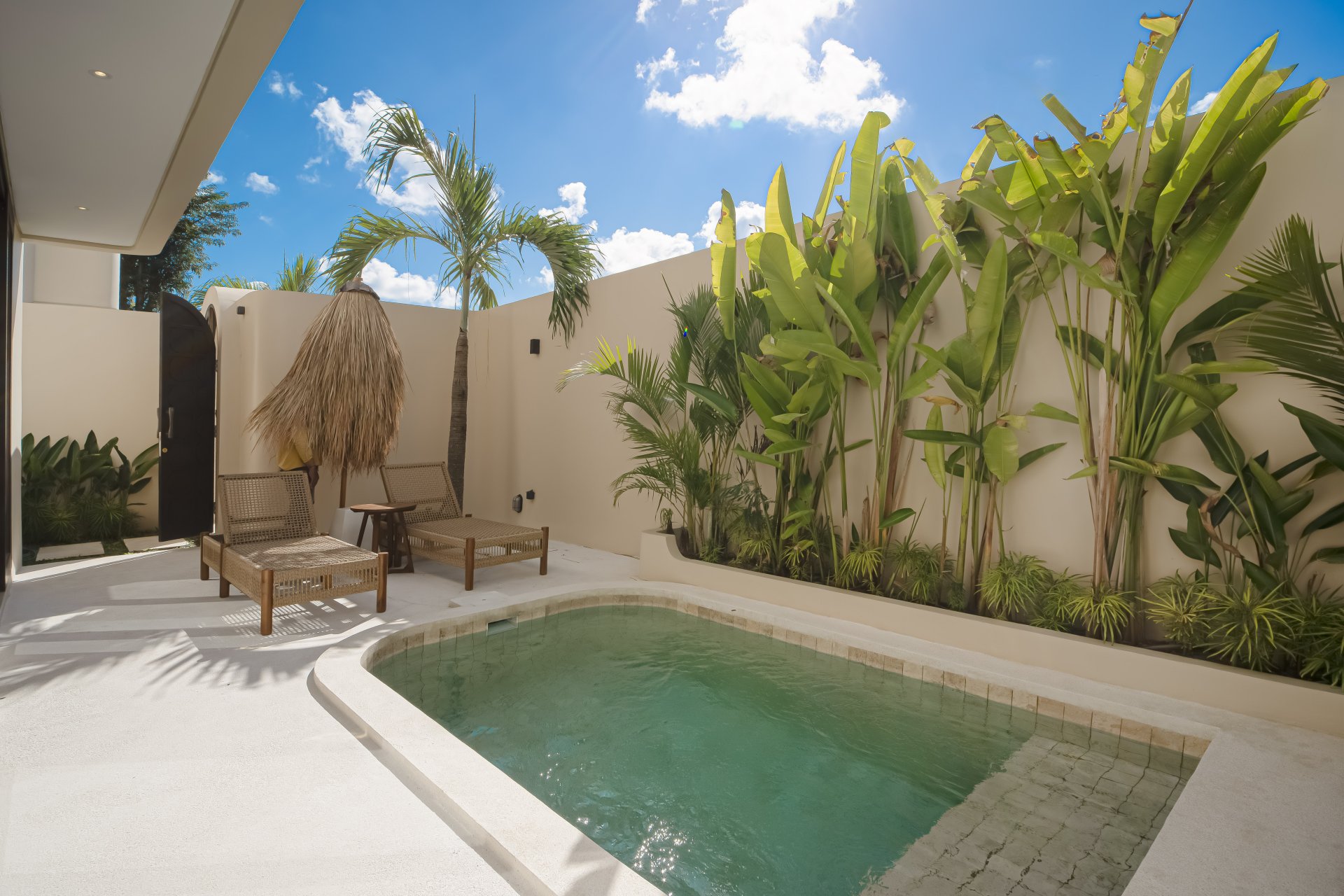 Leasehold 1-Bedroom Pool Villa in Bingin, Uluwatu with Private Balcony & Beach Access