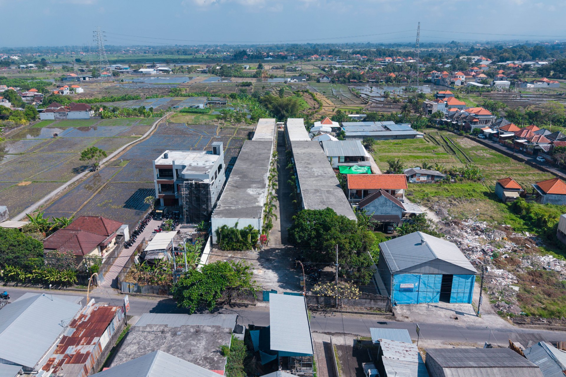 Modern 1-Bedroom Lifestyle Residence in Buduk near Canggu & Ubud — Community Living
