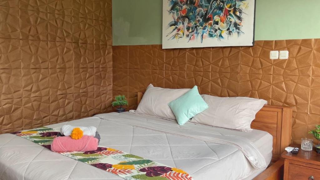 Garden-View 2-Bedroom Villa with Private Pool in Ubud — Furnished for Monthly & Nightly Stays