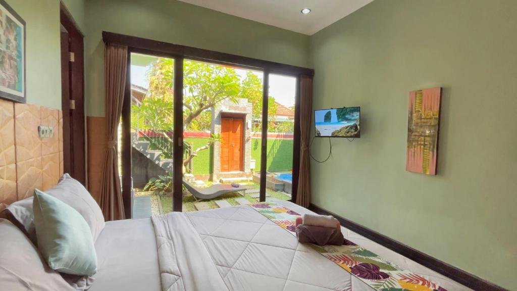 Private-Pool 2-Bedroom Villa in Central Ubud — Open-Plan Living, Ready for Long or Short Stays