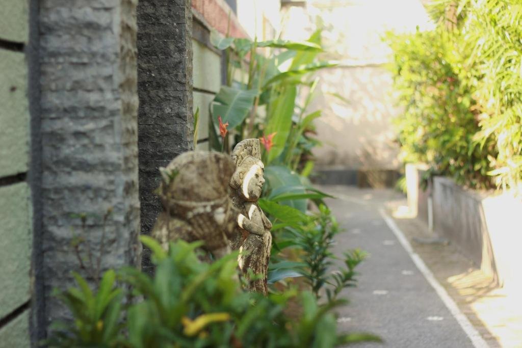 Private-Pool 2-Bedroom Villa in Central Ubud — Open-Plan Living, Ready for Long or Short Stays