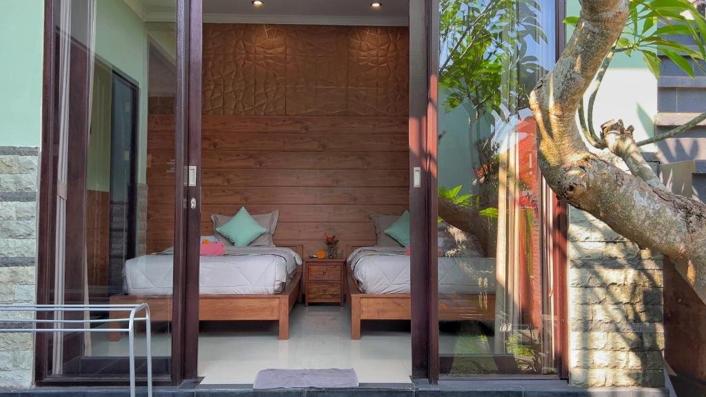Private-Pool 2-Bedroom Villa in Central Ubud — Open-Plan Living, Ready for Long or Short Stays