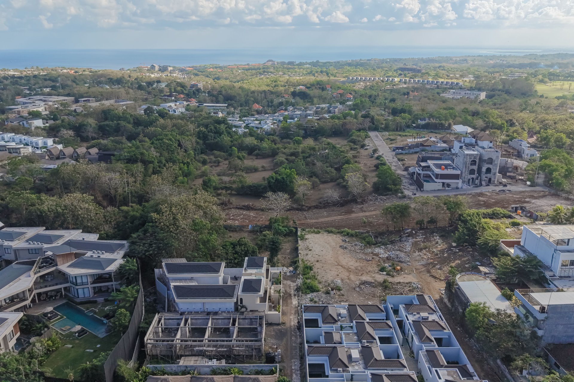 Newly Built Modern 1-Bedroom Leasehold Pool Villa in Bingin, Uluwatu, Minutes to the Beach