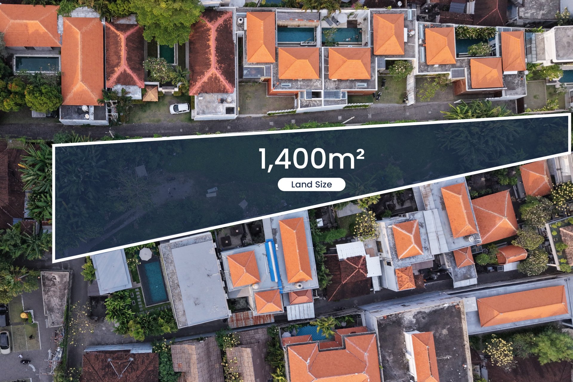Freehold 1,400 m² Flat Land in Seminyak with Main-Road Access & Clean KKPR Title