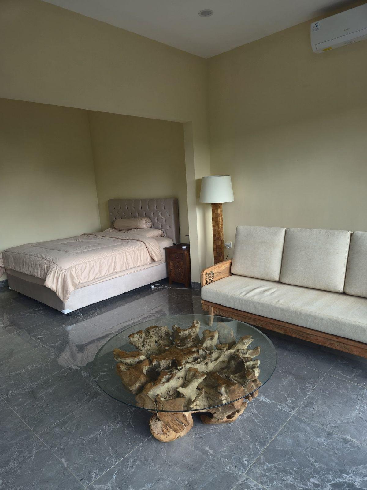 Modern 4-Bedroom Freehold Villa in Prime Umalas Near Seminyak & Canggu