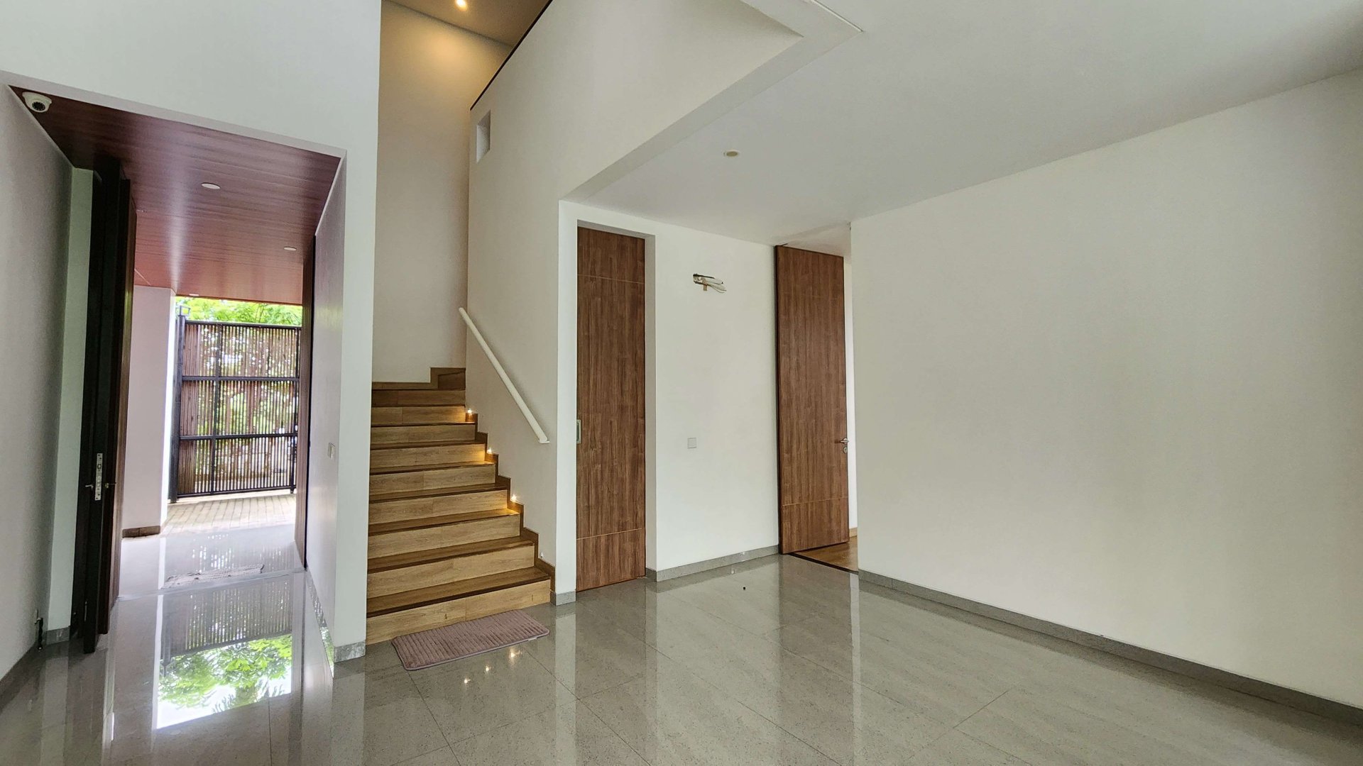 Premium 4-Bedroom Villa in Sanur — Luxury Living & Investment Opportunity