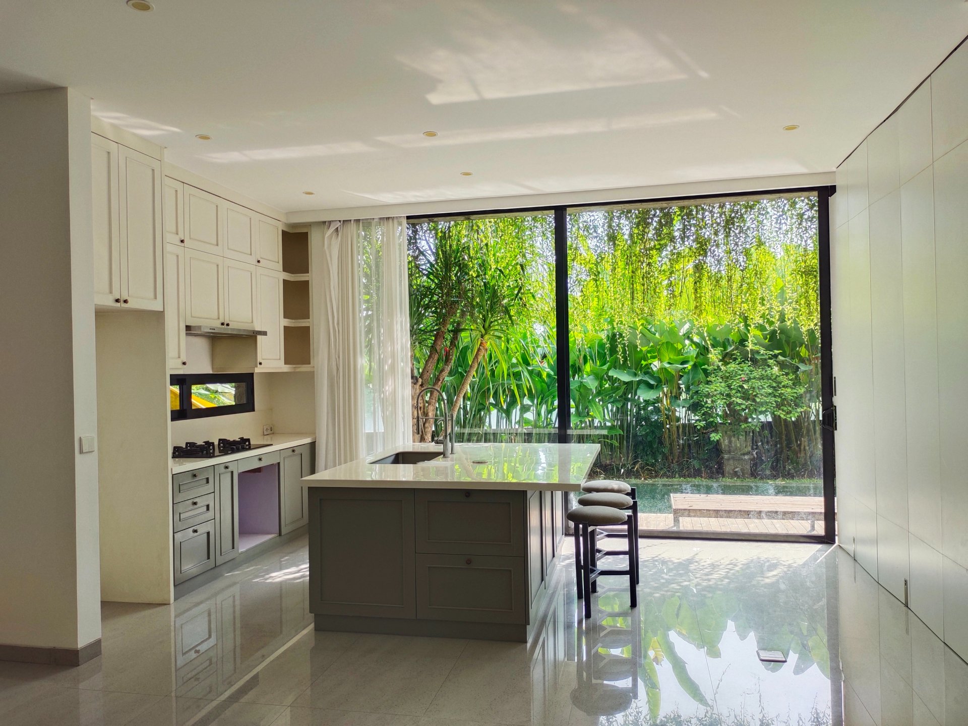Premium 4-Bedroom Villa in Sanur — Luxury Living & Investment Opportunity